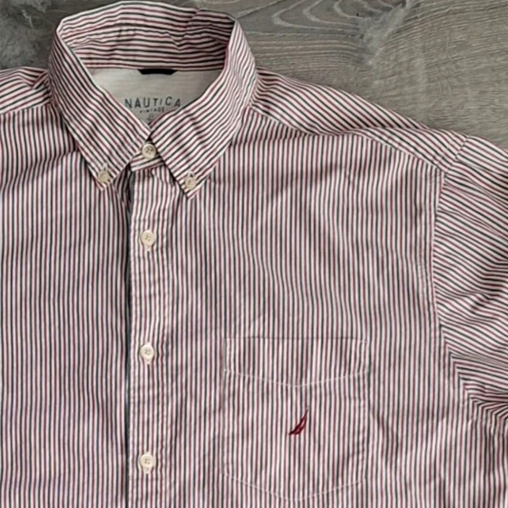 Vintage Nautica Red and White Casual Button Down Shirt